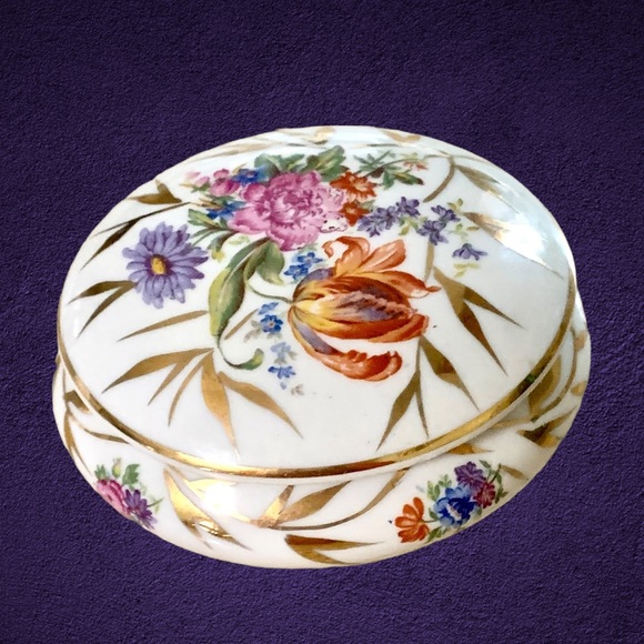 Limoges Large Rose Floral Bouquet Sphere Round Trinket Keepsake Jewelry Box - Picture 5 of 12